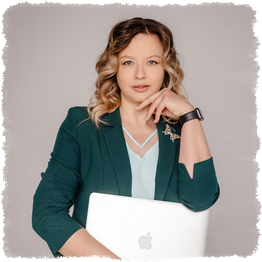 Здравствуйте, я Лариса Борщик, отельер, владелец отеля "Курский соловей". Люблю и умею принимать гостей!